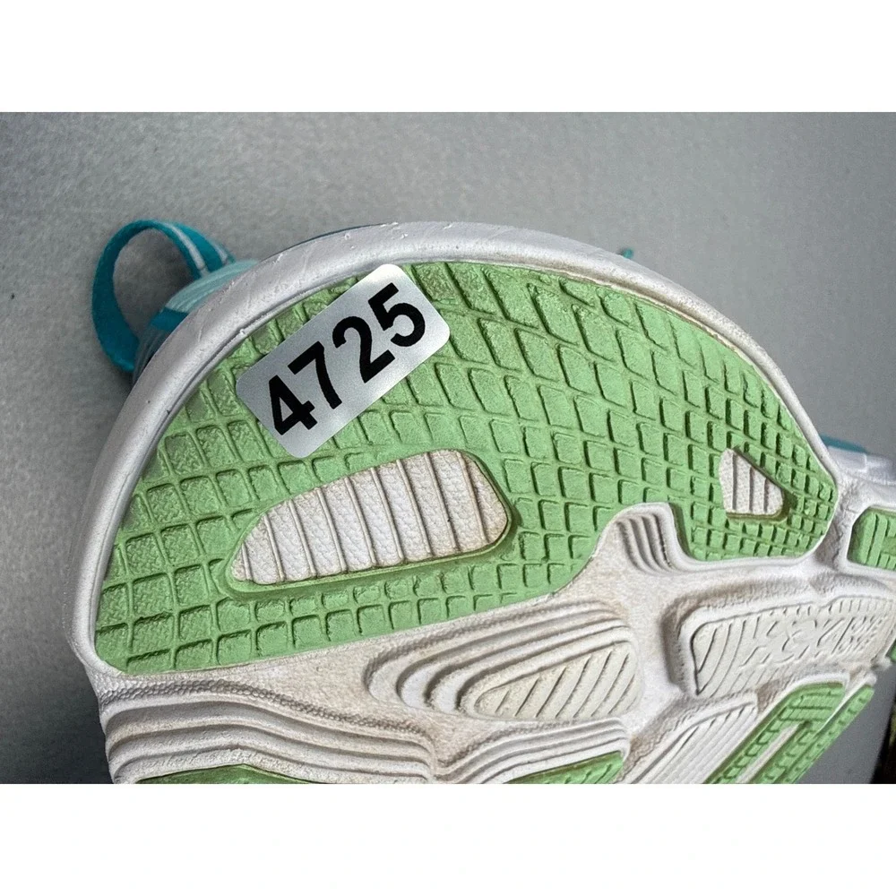Hoka One One Bondi 6 Running Shoes Women 6.5 Aqua Blue Max Cushion Comfy All Day